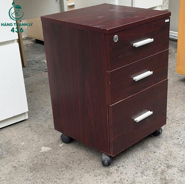 tu cabin go 3 ngan cu mau nau do nho gon 1