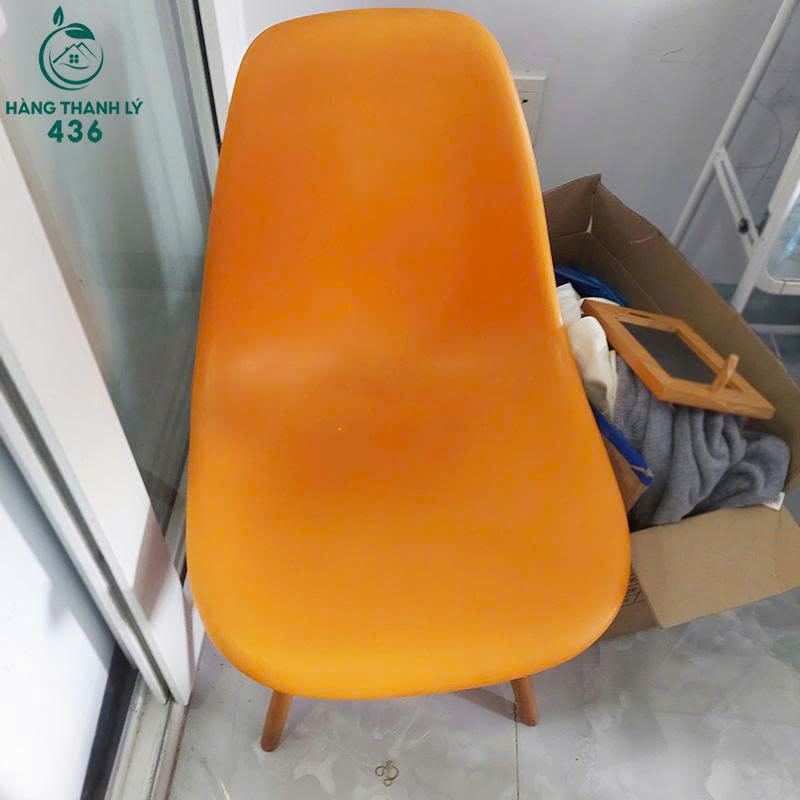 Ghế Cafe Eames Cũ Giá Rẻ Chất Lượng Tốt (Nhiều Màu) Ghe-Cafe-Eames-Cu-Gia-Re-Chat-Luong-Tot-Nhieu-Mau-1-2 Ghế Cafe Eames Cũ Giá Rẻ Chất Lượng Tốt (Nhiều Màu)