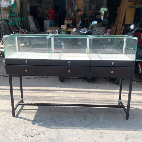 Tủ Trưng Bày Mặt Kính Trong Suốt Đẹp Cũ Giá Rẻ 3 TU TRUNG BAY CU 6