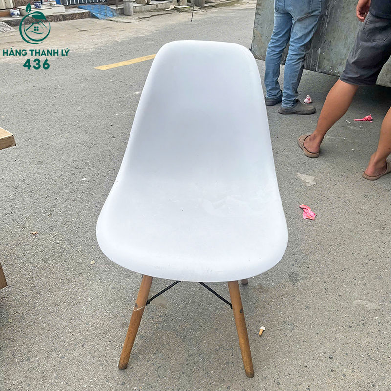 Ghế Cafe Eames Cũ Giá Rẻ Chất Lượng Tốt (Nhiều Màu) ghe-cafe-eames-cu-gia-re-chat-luong-tot-nhieu-mau-2 Ghế Cafe Eames Cũ Giá Rẻ Chất Lượng Tốt (Nhiều Màu)