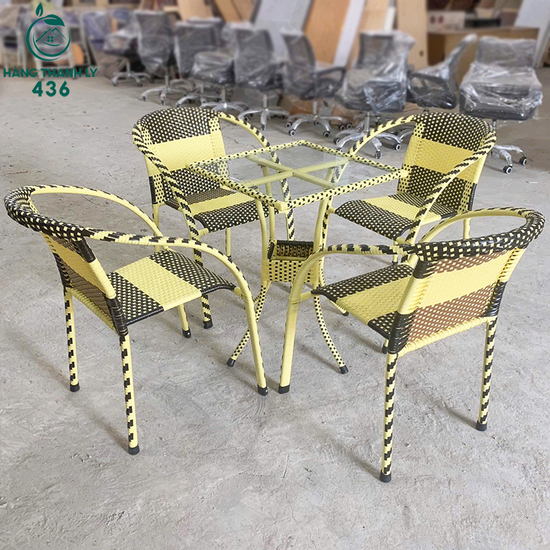 ban-ghe-cafe-1-1 Thanh Lý Bộ Bàn Ghế Nhựa Giả Mây Mới 99% (Nhiều Màu)