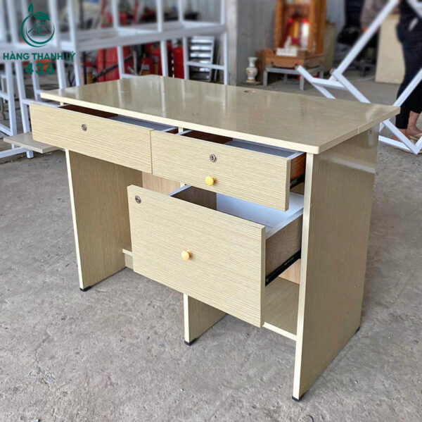 ban lam viec cu (144) ban lam viec cu 144