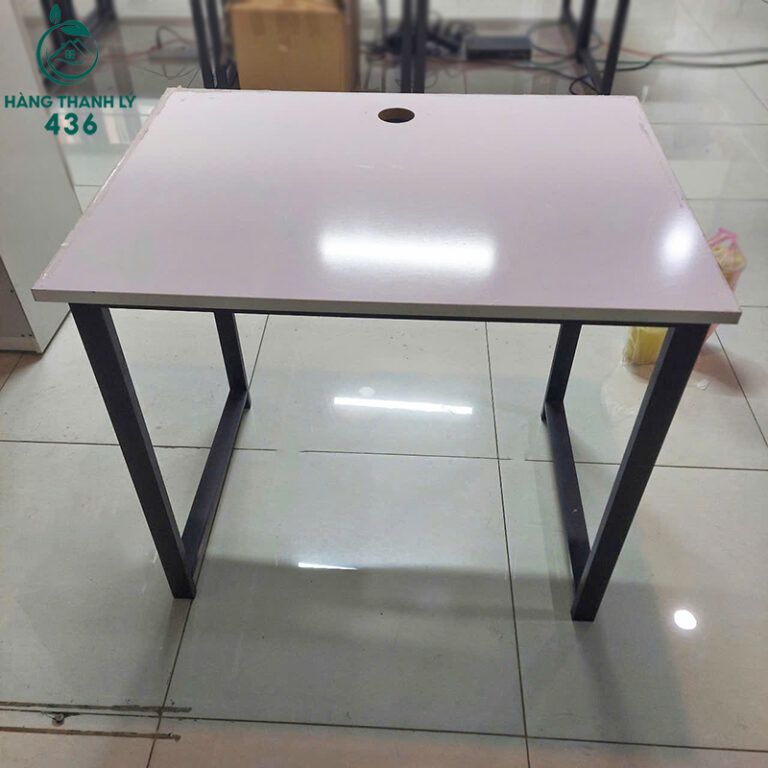 ban lam viec cu 180