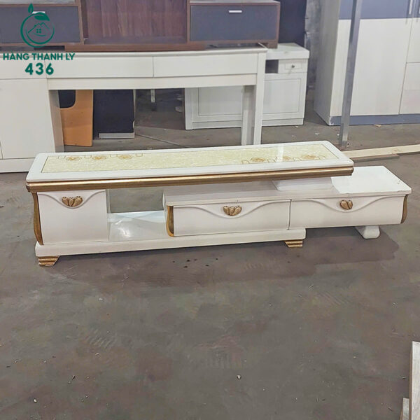 ke tivi cu keo dai mau trang vien vang 1