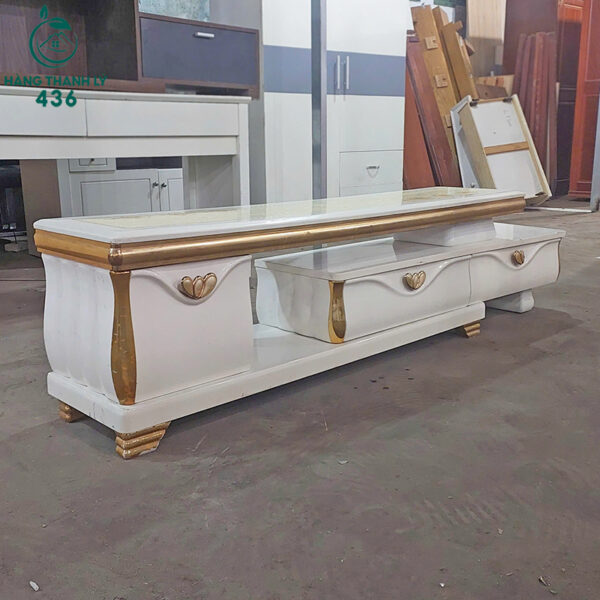 ke tivi cu keo dai mau trang vien vang 2