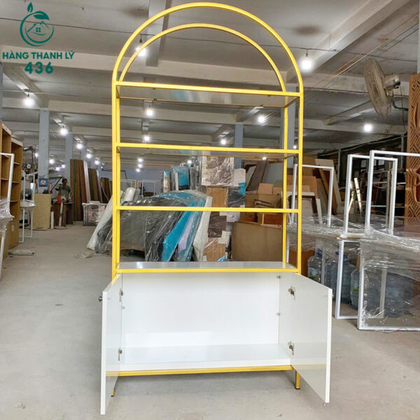 ke trung bay thanh ly 19