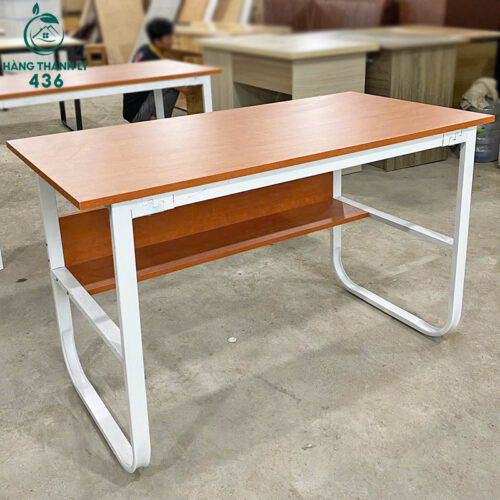 Bàn Làm Việc 1M2 Chân Sắt Bo Cong Mới 99% (Nhiều Màu) 3 thanh ly ban lam viec 25
