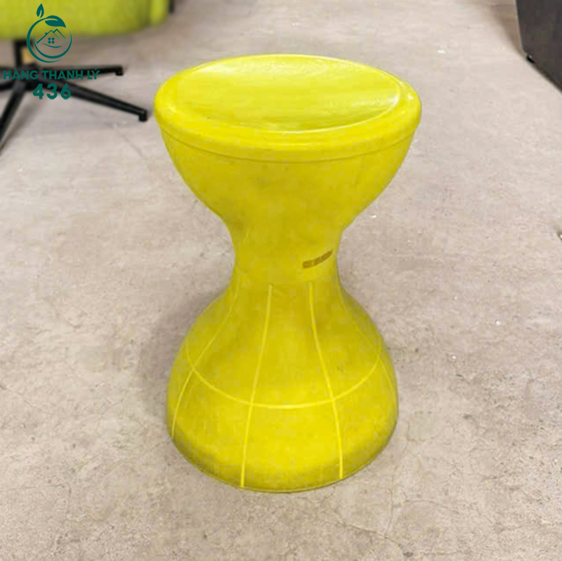 Bàn Phụ Cũ Thiết Kế Đồng Hồ Cát Độc Đáo ban-ghe-cafe-cu-103 Bàn Phụ Cũ Thiết Kế Đồng Hồ Cát Độc Đáo