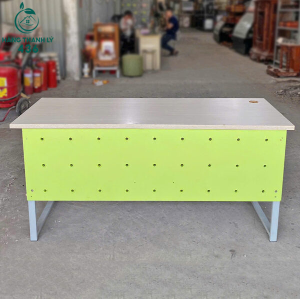 ban lam viec cu (186) ban lam viec cu 186