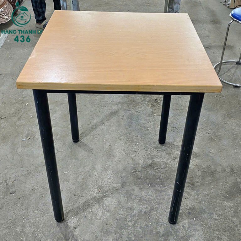 ban lam viec cu 7