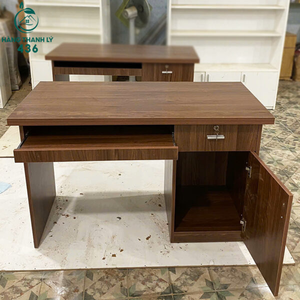 ban lam viec thanh ly 32