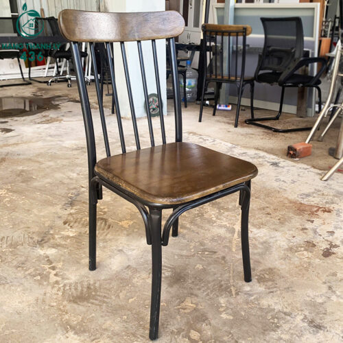 Ghế Cũ Khung Sắt Mặt Gỗ Phong Cách Vintage 3 ghe an cu 16