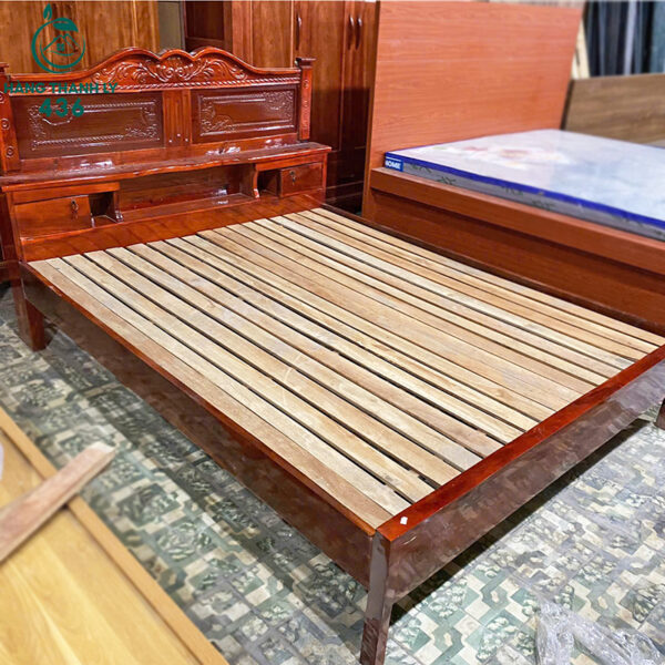 giuong go tu nhien 1m6x2m cu gia re 1