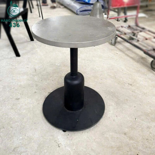 ban cafe xi mang cu mat tron 1