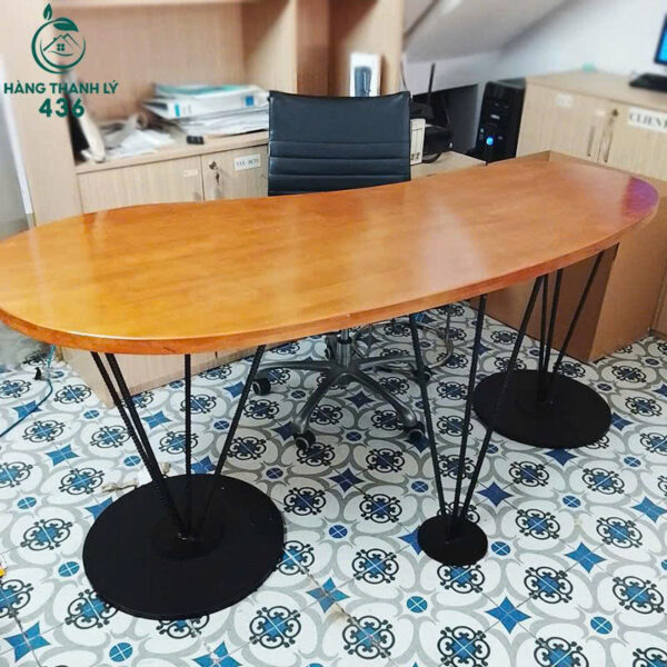 ban lam viec cu doc dao