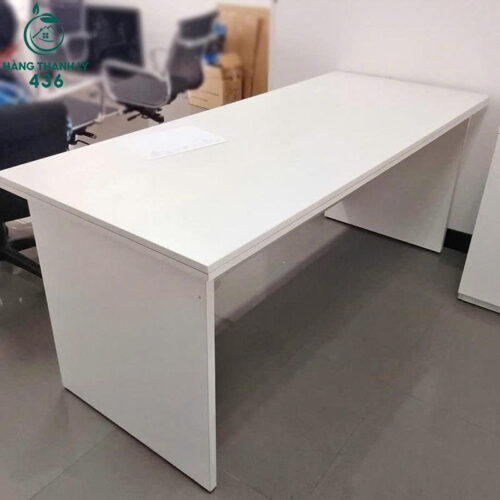 ban lam viec cu mau trang 1m8x75cm 2