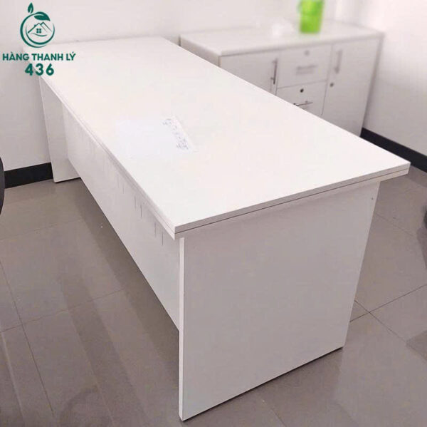 ban lam viec cu mau trang 1m8x75cm 3