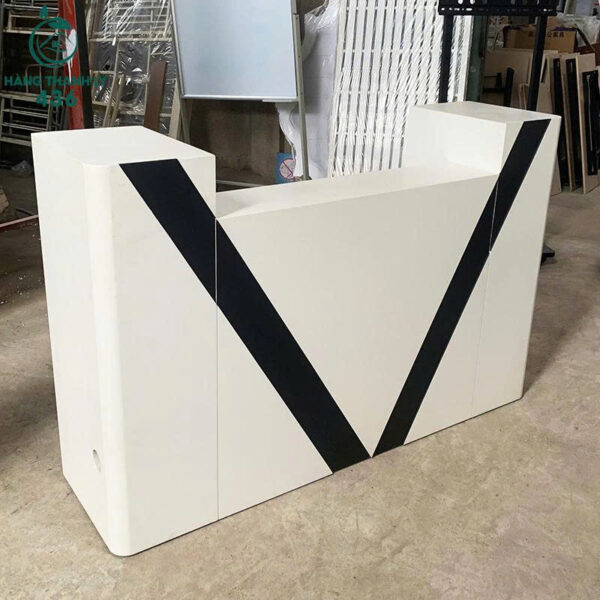 ban quay thu ngan cu 1