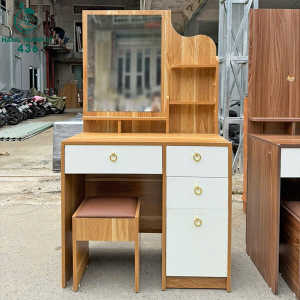 ban trang diem thanh ly 10