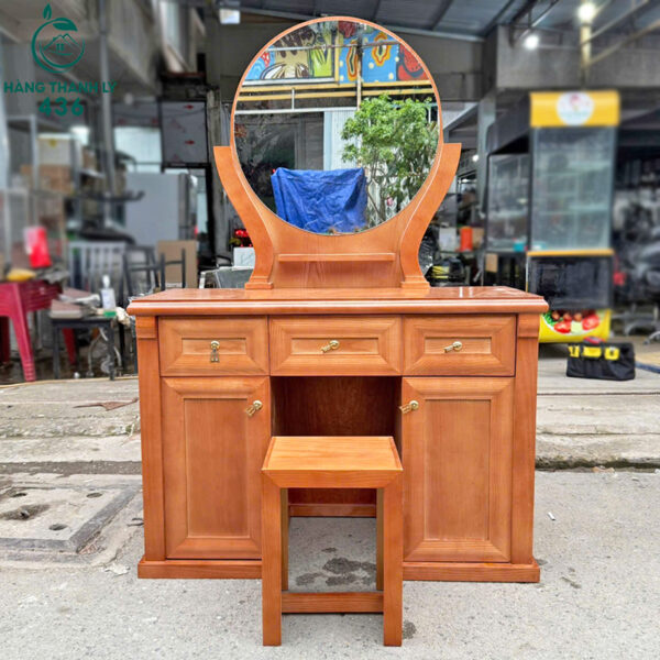 ban trang diem thanh ly 18