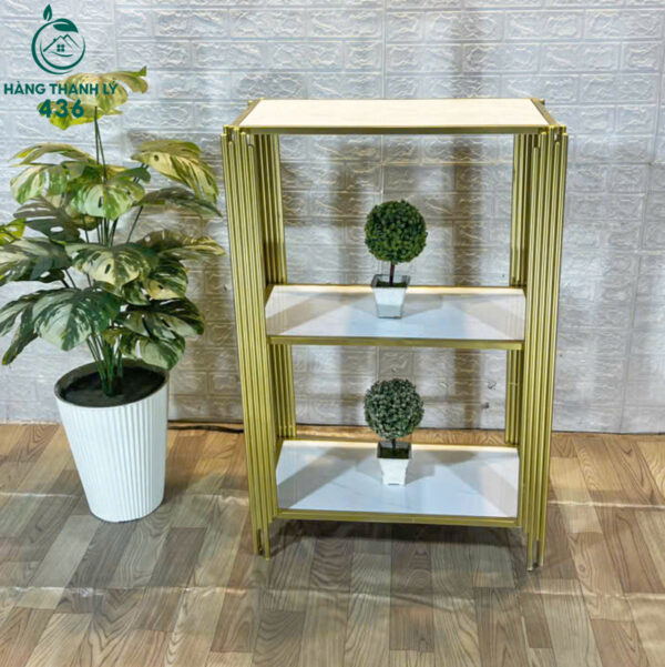 ke trung bay thanh ly 33