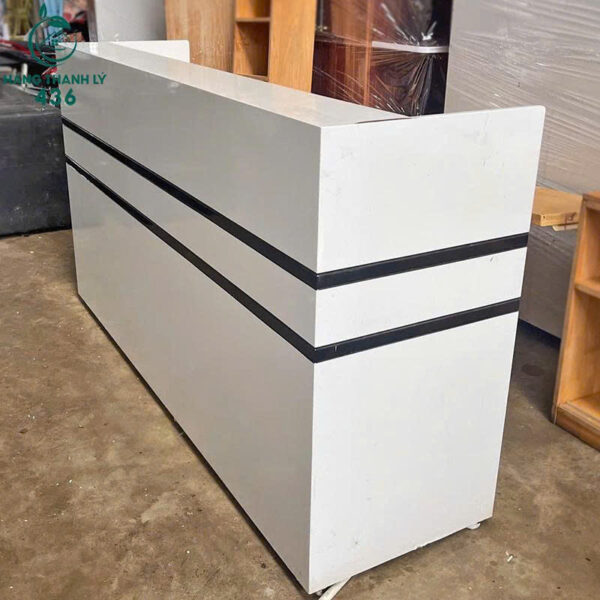 quay thu ngan cu mau trang 1