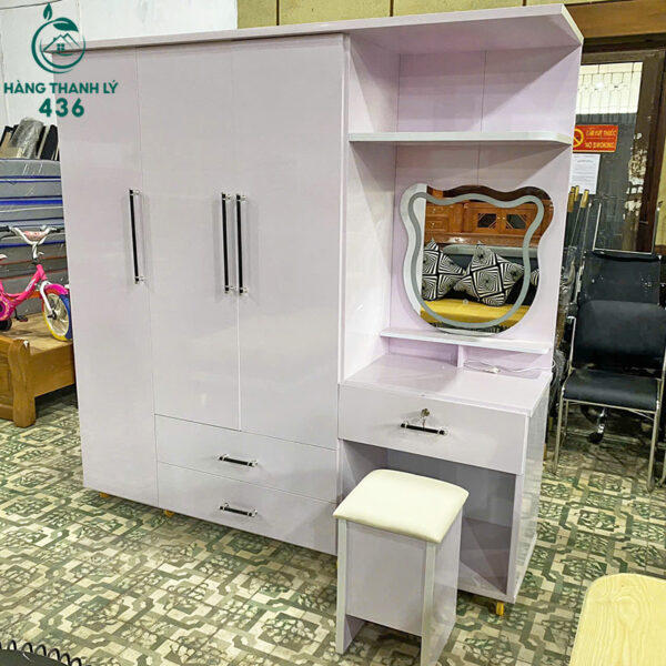 thanh ly tu ao nhua kem ban trang diem 3