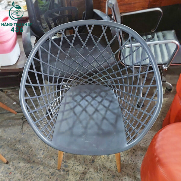 Ghe-Cafe-Cu-Thiet-Ke-Dang-Luoi-Chac-Chan (2) Ghe Cafe Cu Thiet Ke Dang Luoi Chac Chan 2