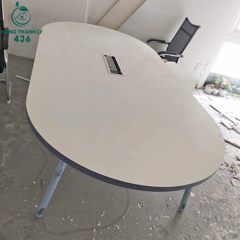 Bàn Họp Oval Cũ 1M2x2M4 Dành Cho Nhiều Người Giá Tốt ban-hop-oval-cu-1m2x2m4-danh-cho-nhieu-nguoi-gia-tot-2 Bàn Họp Oval Cũ 1M2x2M4 Dành Cho Nhiều Người Giá Tốt