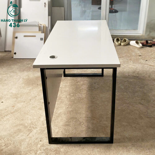 ban lam viec cu 1m2x60cm mau trang phong cach toi gian 7