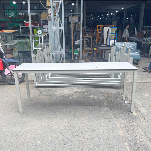 ban lam viec cu 1m8x72cm so luong nhieu 2