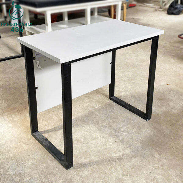 ban lam viec cu khung chac chan 90cmx50cm mau trang 2