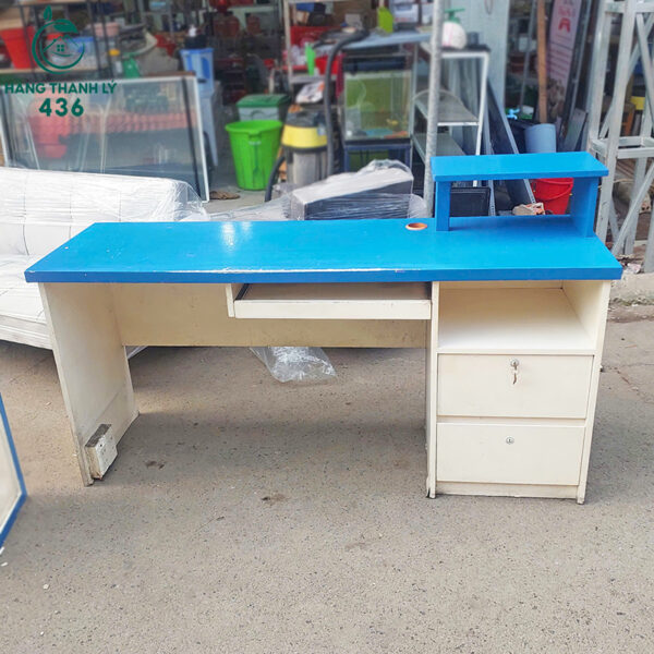 ban lam viec cu thiet ke doc dao 3