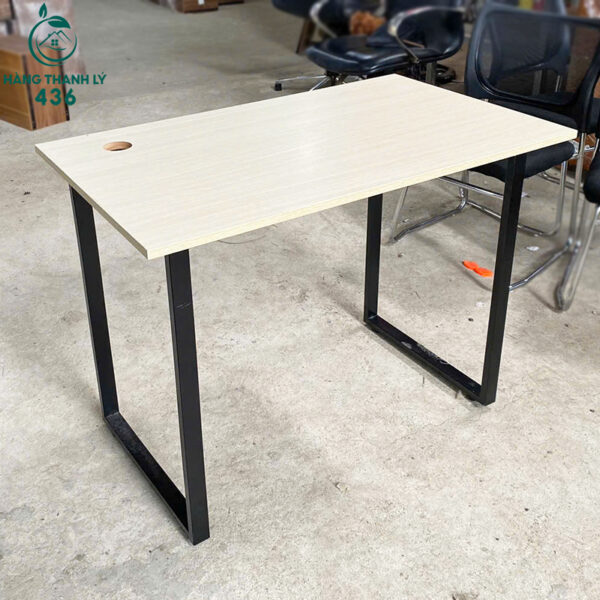 ban-lam-viec-cum-cu-co-lo-di-day-dien-gia-re (2) ban lam viec cum cu co lo di day dien gia re 2