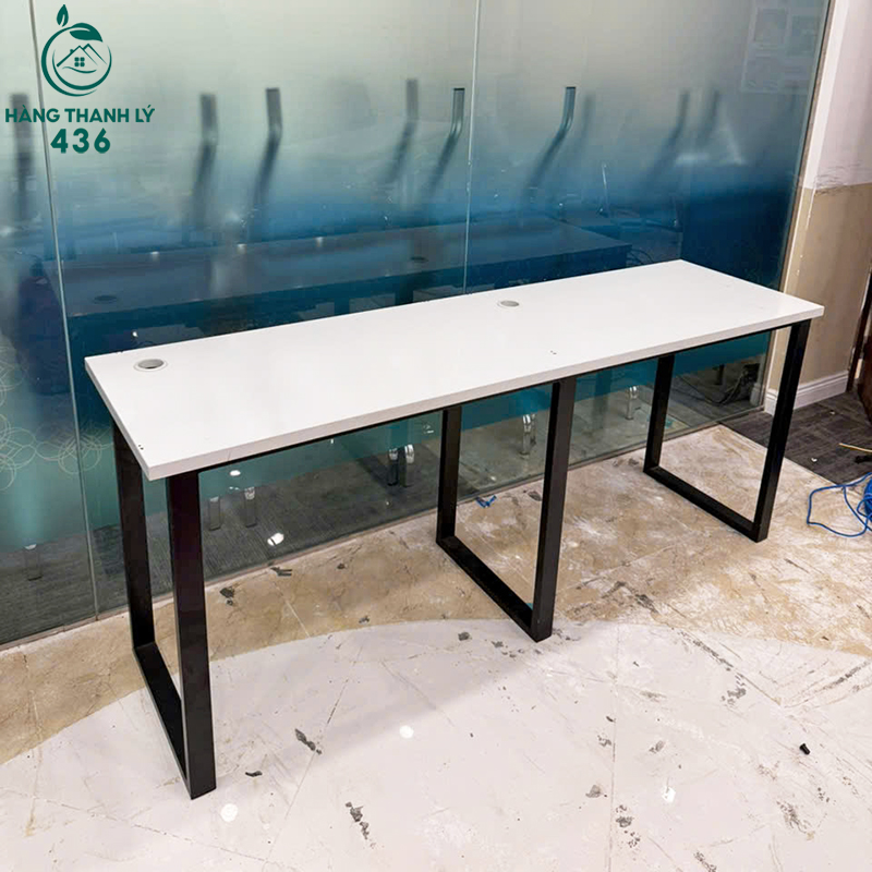 Bàn Làm Việc Đôi Cũ 1M8x50CM Màu Trắng Chân Kim Loại Chắc Chắn ban-lam-viec-doi-cu-1m8x50cm-mau-trang-3 Bàn Làm Việc Đôi Cũ 1M8x50CM Màu Trắng Chân Kim Loại Chắc Chắn
