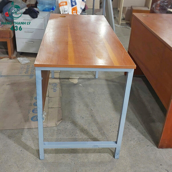 ban-lam-viec-go-cu-1m2x60cm-chan-kim-loai (1) ban lam viec go cu 1m2x60cm chan kim loai 1