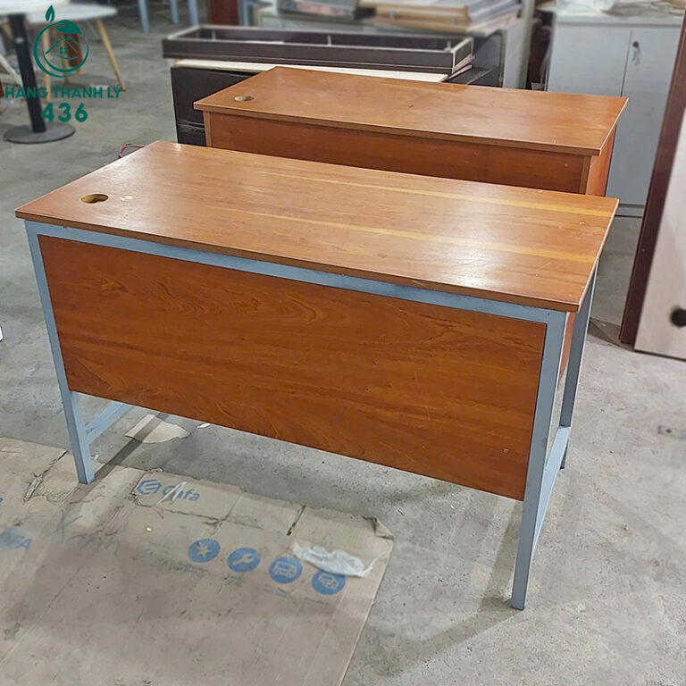 ban lam viec go cu 1m2x60cm chan kim loai 2