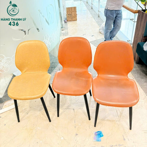 ghe cafe nordic cu mau sac tuoi sang hien dai 1