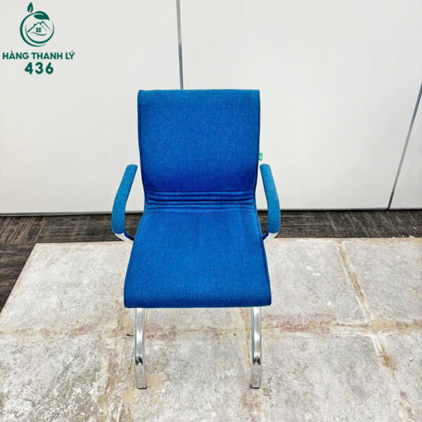 ghe van phong cu chan kim loai mau xanh dep mat 3