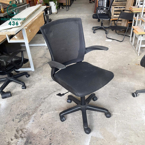 ghe xoay van phong cu lung luoi co tay vin hang dep 2 1