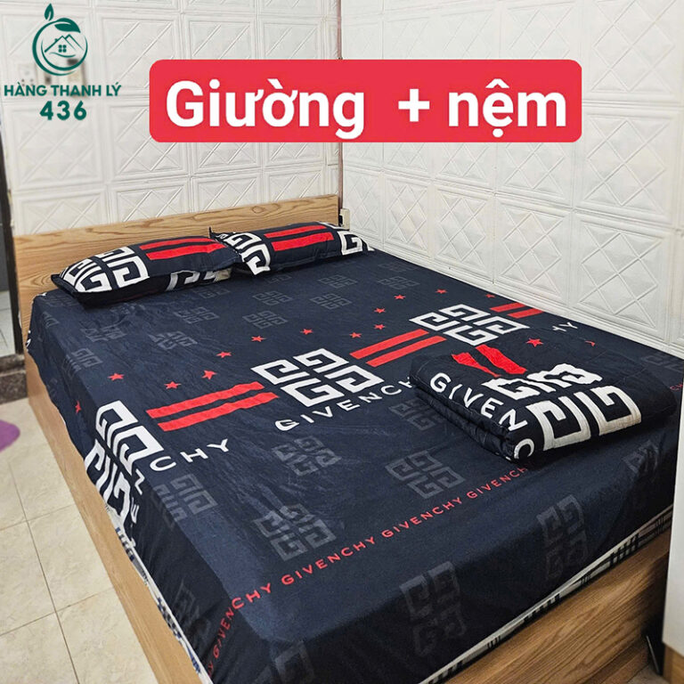 giuong go cu thiet ke toi gian kem nem
