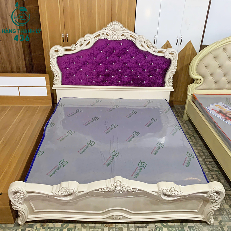 Giường Ngủ Cũ Kiểu Tân Cổ Điển 1M8x2M Độc Đáo giuong-ngu-cu-kieu-tan-co-dien-1m8x2m-2 Giường Ngủ Cũ Kiểu Tân Cổ Điển 1M8x2M Độc Đáo