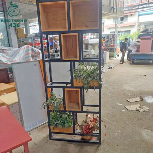 Kệ Trang Trí Khung Sắt Ô Vuông Gỗ Cũ Giá Rẻ 3 ke trang tri khung sat o vuong cu gia re 1