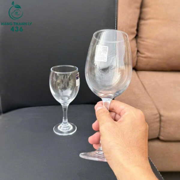 ly-thuy-tinh-uong-ruou-vang-cu-size-lon (1) ly thuy tinh uong ruou vang cu size lon 1