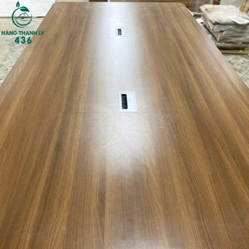 thanh ly ban hop lon 1m2x2m4 bo goc tron moi 99 3