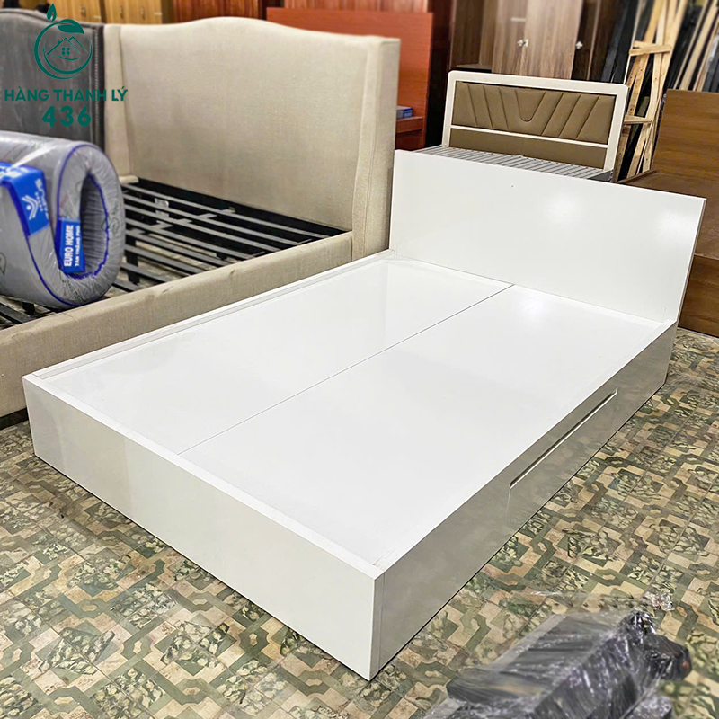 Thanh Lý Giường Gỗ 1M4x2M Có Hộc Tồn Kho Mới 99% thanh-ly-giuong-go-1m4x2m-co-hoc-ton-kho-3 Thanh Lý Giường Gỗ 1M4x2M Có Hộc Tồn Kho Mới 99%