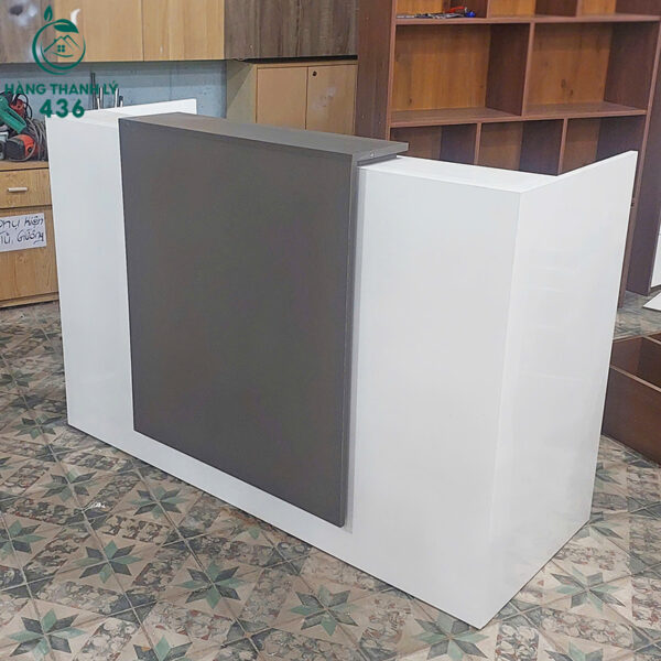 thanh ly quay le tan mau trang phoi xam 1m4x1m1 2