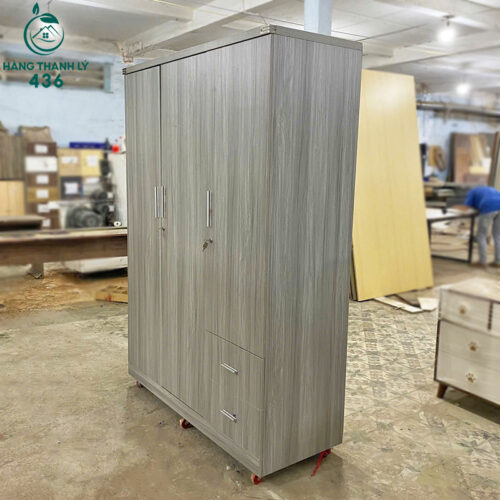 thanh ly tu quan ao 1m4x2m co guong mau xam moi 99 3