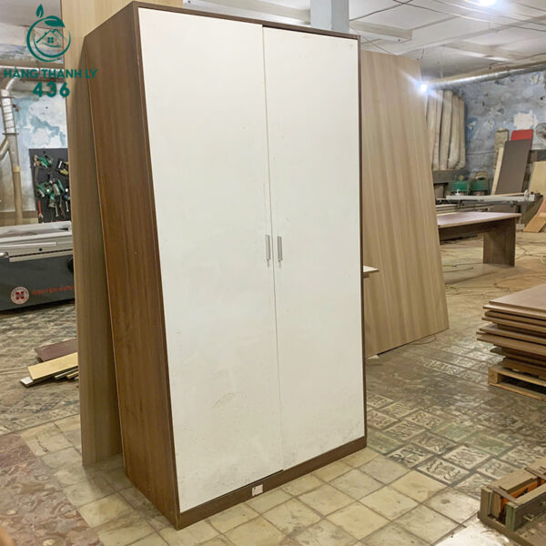 thanh ly tu quan ao go 2 canh lon ton kho moi 99 9