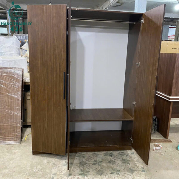 thanh-ly-tu-quan-ao-go-3-canh-1m5x2m-khong-hoc-hang-moi-99-nhieu-mau (1) thanh ly tu quan ao go 3 canh 1m5x2m khong hoc hang moi 99 nhieu mau 1